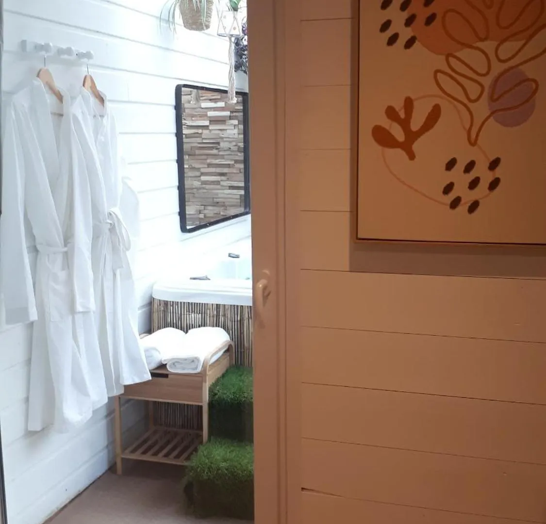 リール ア ロリジン Bed & Breakfast フランス